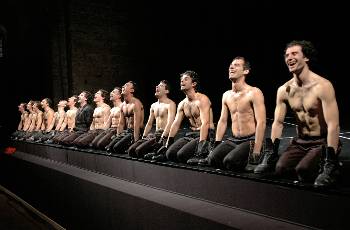 Οι Πέρσες του Αισχύλου, σε σκηνοθεσία Θ. Τερζόπουλου